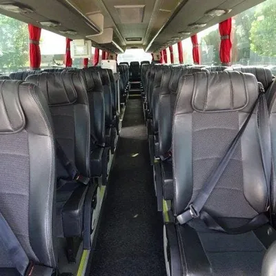 Autocar et minibus de la flotte Kellyn Voyages